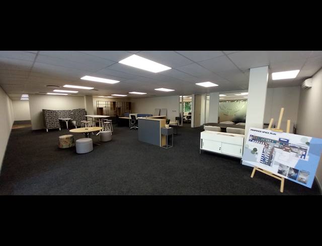 1,203M² OFFICE TO LET IN WOODMEAD